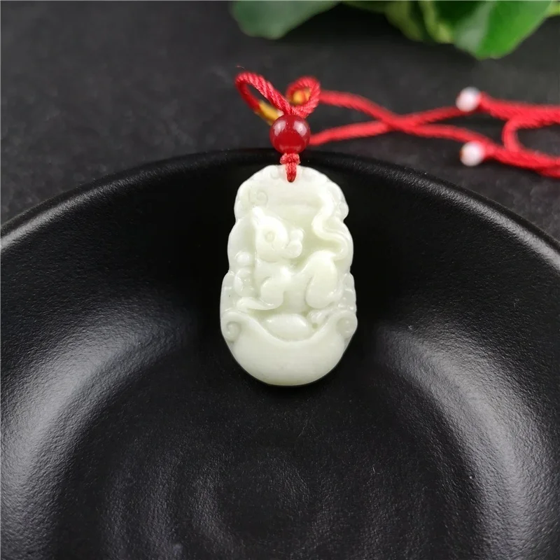 Chinese Zodiac Carved Jade Pen - Women'S Fashion Jewellery recensie en prijs