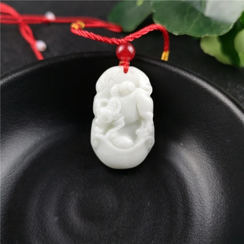 Chinese Zodiac Carved Jade Pen - Women'S Fashion Jewellery recensie en prijs