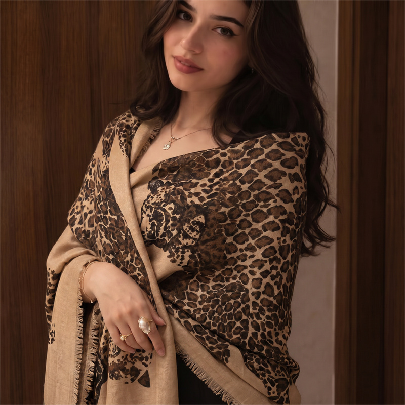Vintage Leopard Print Hijab an - Women Fashion Wear recensie en prijs
