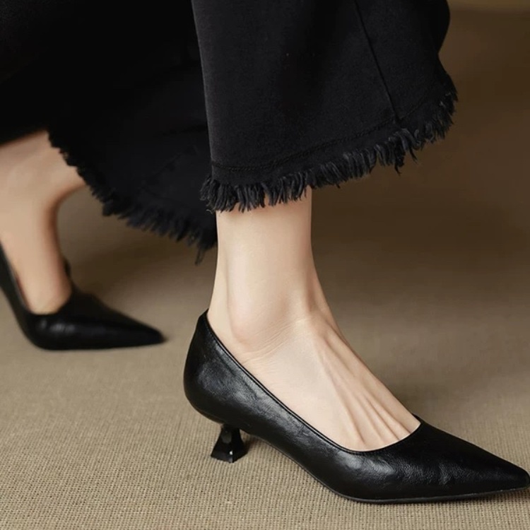 Simple Stiletto Single Shoes A - Women Fashion Wear recensie en prijs