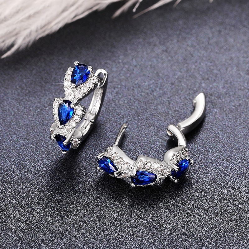 New Klein Blue Zircon Hoop Ear - Women'S Fashion Magazines recensie en prijs