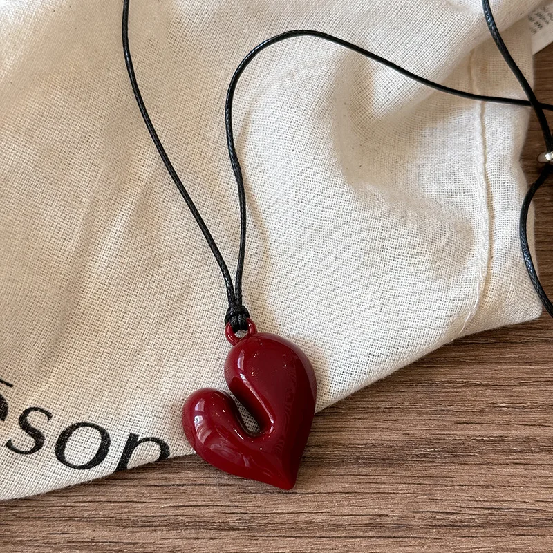 LATS Red Heart Pendant Necklac - Women'S Fashion In The 80S recensie en prijs