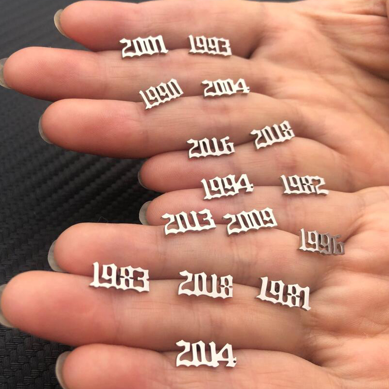 Tiny Year Number Stainless Ste - Women'S Fashion Year 2000 recensie en prijs