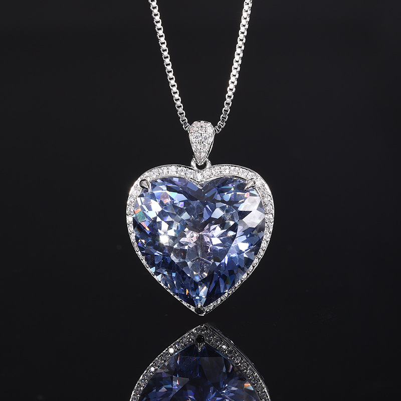 Shiny Cut Heart Pendant Neckla - Women'S Fashion Jewellery recensie en prijs