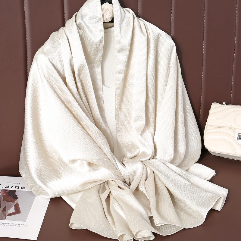 Shiny Satin Muslim Hijab for W - Women Fashion Wear recensie en prijs
