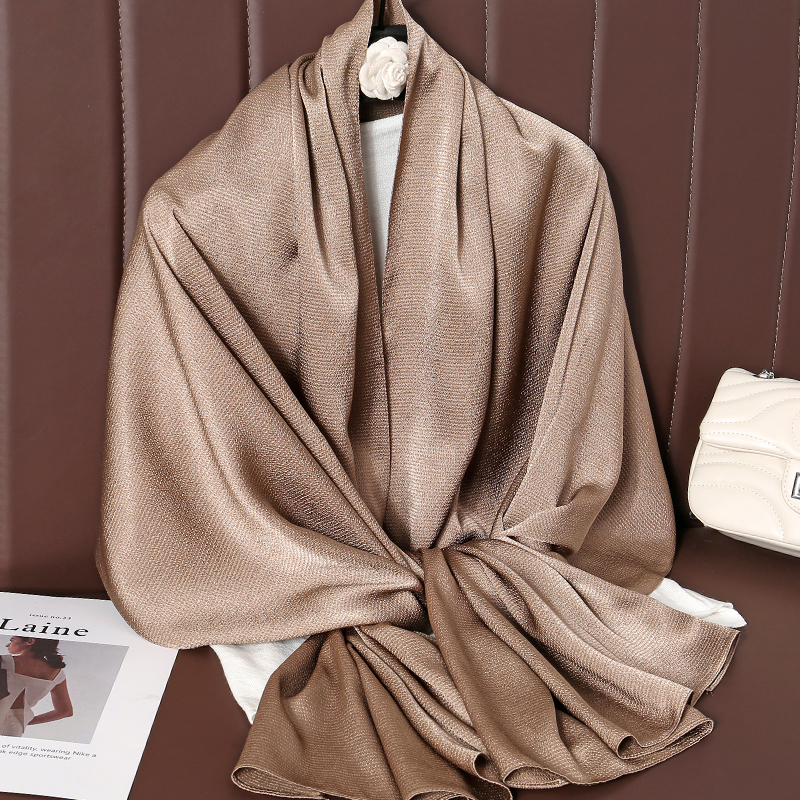 Shiny Satin Muslim Hijab for W - Women Fashion Wear recensie en prijs