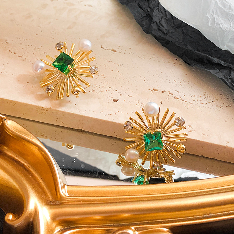 Sunflower Crystal Stud Earring - Women Fashion Nz recensie en prijs